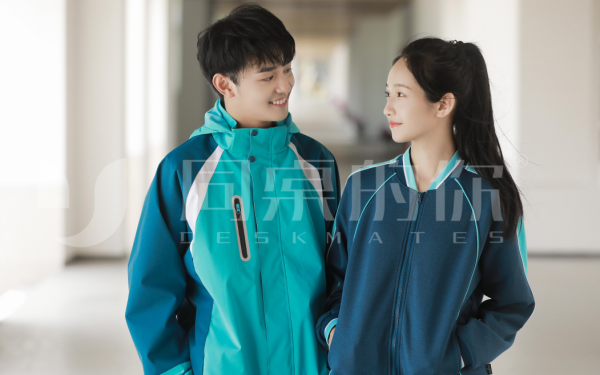 新年新氣象：學(xué)生校服保養(yǎng)小貼士，讓孩子的校園生活更精彩
