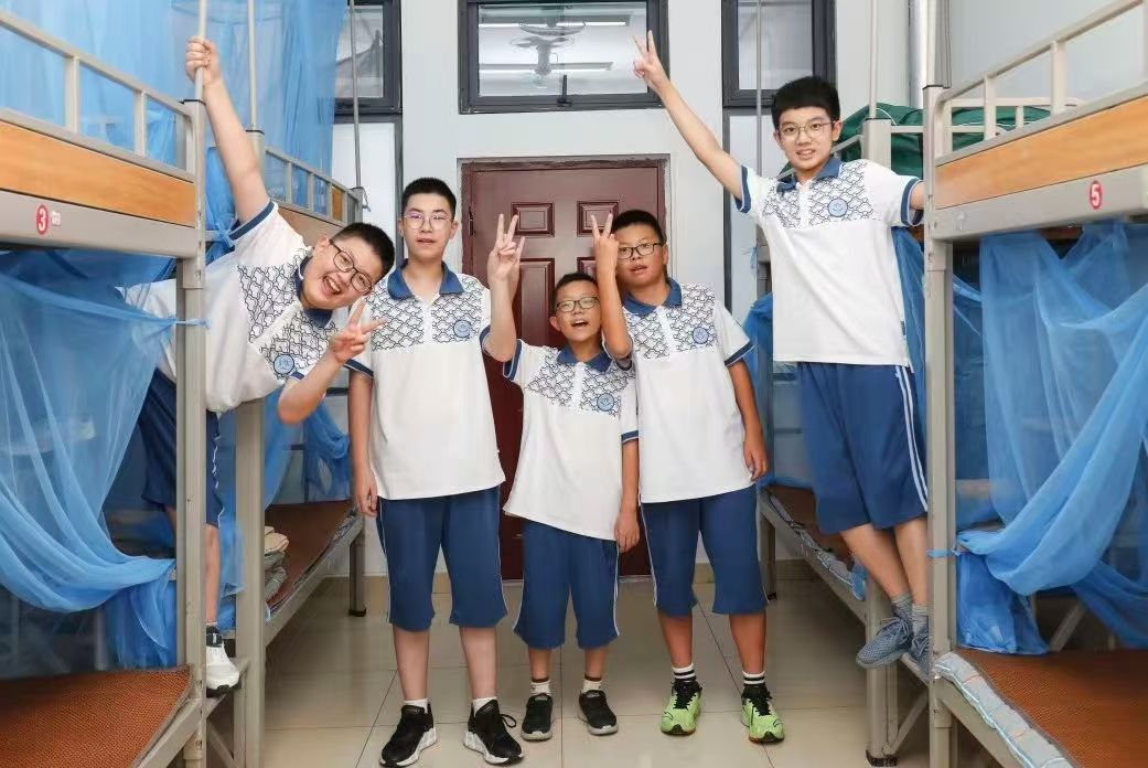 夏季校服如何選?這些細節讓孩子穿得更舒適 夏季校服如何選?這些細節讓孩子穿得更舒適